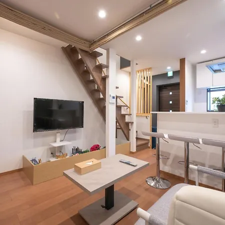 Official Trhouses 米御東桜 15 Minutes To Shinsaibashi, Kuromon Market And Namba Osaka Exterior photo