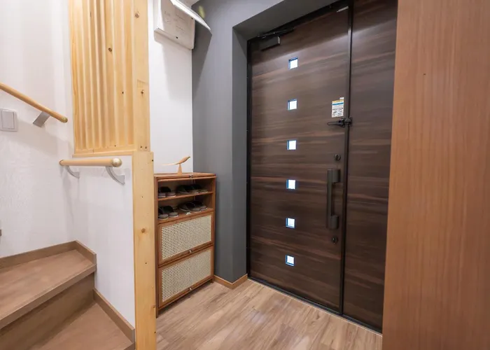 Official Trhouses 米御東桜 15 Minutes To Shinsaibashi, Kuromon Market And Namba